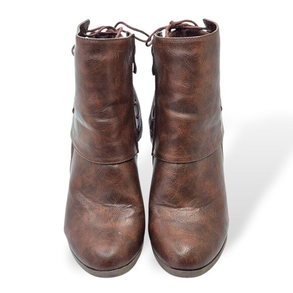 JG Brown Heeled Ankle Boots Size 8.5 – Stacked Heel, Lace-Up Back, Zip Side - Picture 2 of 8
